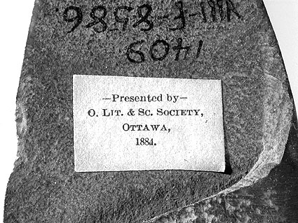 Artefact Label - 1884; photo: Jean-Luc Pilon Artefact Label - 1884; photo: Jean-Luc Pilon